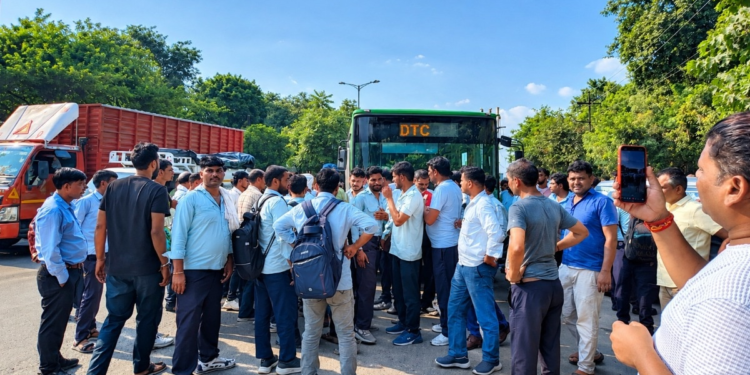 दिल्ली में DTC हड़ताल पर ESMA का असर, निजी ऑपरेटरों के साथ लगाए गए 500 ड्राइवर