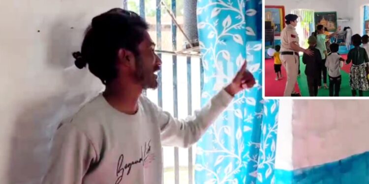 ‘किट्टू… ओ किट्टू बेटा, पेपर अच्छे से देना’, गांधी जयंती पर जेल में अपने बच्चों से मिले कैदी पिता; विदाई में फफक कर रो पड़े