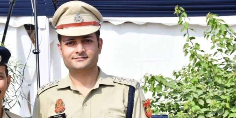 ACP विवेक भगत का फेक AI पोस्टर बनाने वाला नदीम कौन? साजिश की जांच में जुटी दिल्ली पुलिस