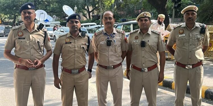 INDIA ब्लॉक के प्रोटेस्ट में बॉडी कैमरा लगाकर उतरी दिल्ली पुलिस, CJP प्रोटेस्ट में लगे थे आरोप