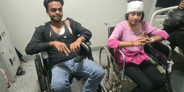 सगाई से परेशान PG डॉक्टर एक्स गर्लफ्रेंड के घर पहुंचा, 3 गोलियां चलाईं, लेडी डॉक्टर और उसके भाई को लगी गोली, फिर खुदकुशी की कोशिश