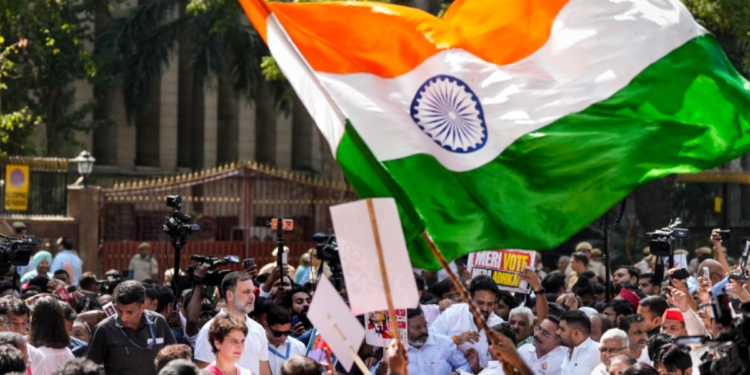 दिल्ली चुनाव आयोग के दफ्तर के बाहर जुटेंगे इंडिया ब्लॉक के नेता, बड़े प्रोटेस्ट का कॉल, AAP भी होगी शामिल