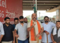 हिंदू रक्षा दल के अध्यक्ष पिंकी चौधरी ने डंडे दिखाकर जारी किया वीडियो, CJP प्रोटेस्ट के बीच दिल्ली कूच का ऐलान