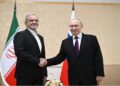 US हमलों के बावजूद बातचीत नहीं छोड़ेगा Iran, बैठक में Vladimir Putin ने बढ़ाया हाथ