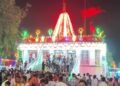 मैहर: नवरात्रि में मां शारदा के दरबार में उमड़े श्रद्धालु, 1038 सीढ़ियां चढ़कर किए दर्शन