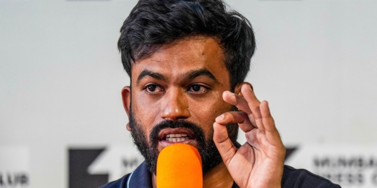 अभिजीत दिपके को बड़़ी राहत, कोर्ट ने शर्तों के साथ दी जमानत