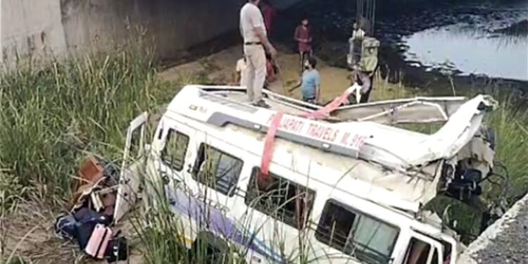 कोटा सड़क हादसे में बैतूल के 8 श्रद्धालुओं की दर्दनाक मौत, 17 घायल; MP के मुख्यमंत्री ने किया मुआवजे का ऐलान